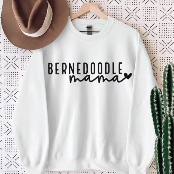 Bernedoodle Mama NEW white crewneck sweatshirt - Picture 1 of 1